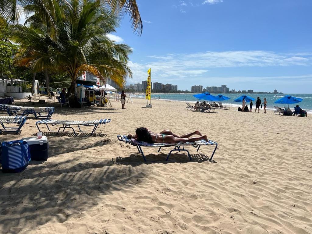Hobie Oceanfront apartment at Isla Verde San Juan Exterior foto
