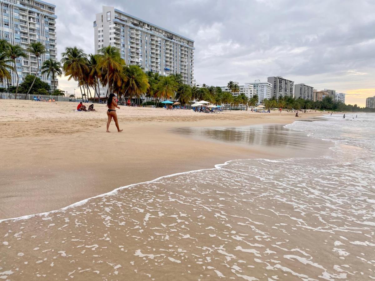 Hobie Oceanfront apartment at Isla Verde San Juan Exterior foto